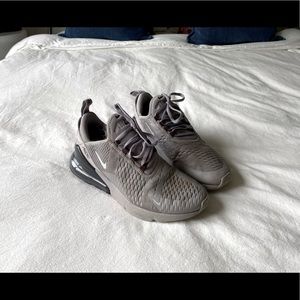 Nike Air Max 270-Atmosphere Grey Light Silver